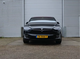 Tesla Model X – thumbnail 8