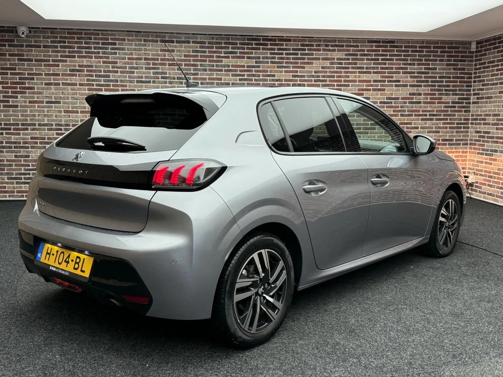 Peugeot 208 – foto 6