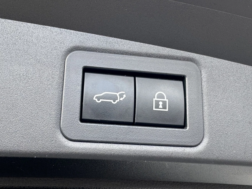 Toyota Corolla Touring Sports – foto 34