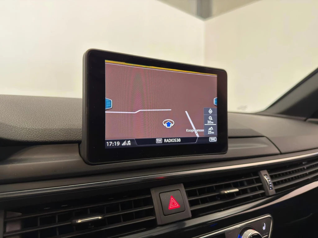 Audi A4 – foto 13