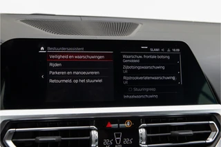 BMW M4 – thumbnail 52