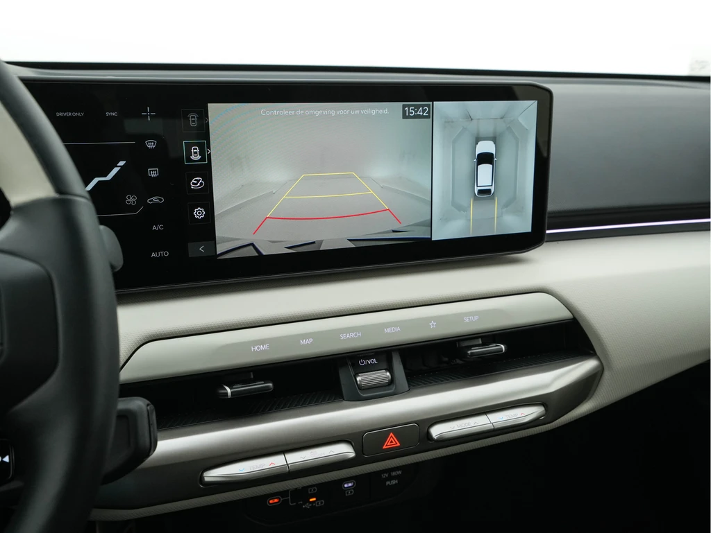 Kia EV4 – foto 18