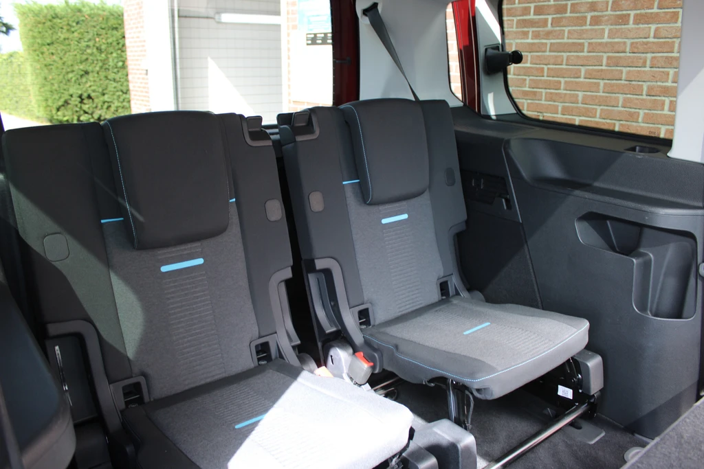 Ford Tourneo Connect – foto 19