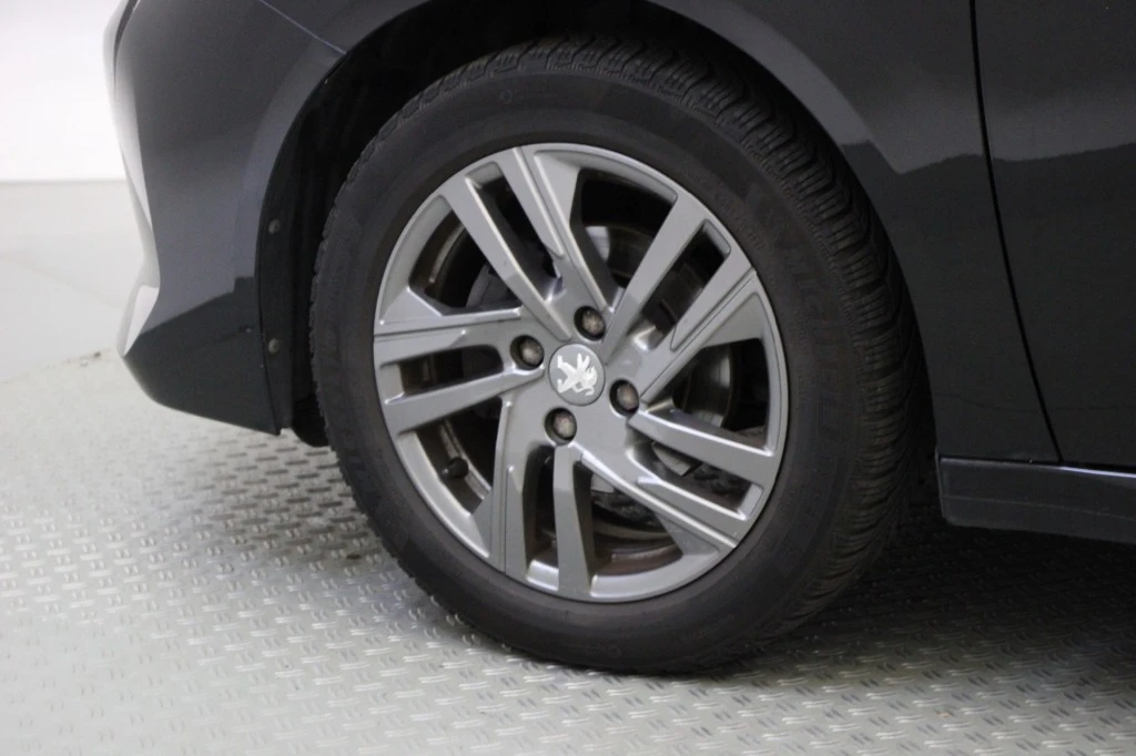 Peugeot 208 – foto 30