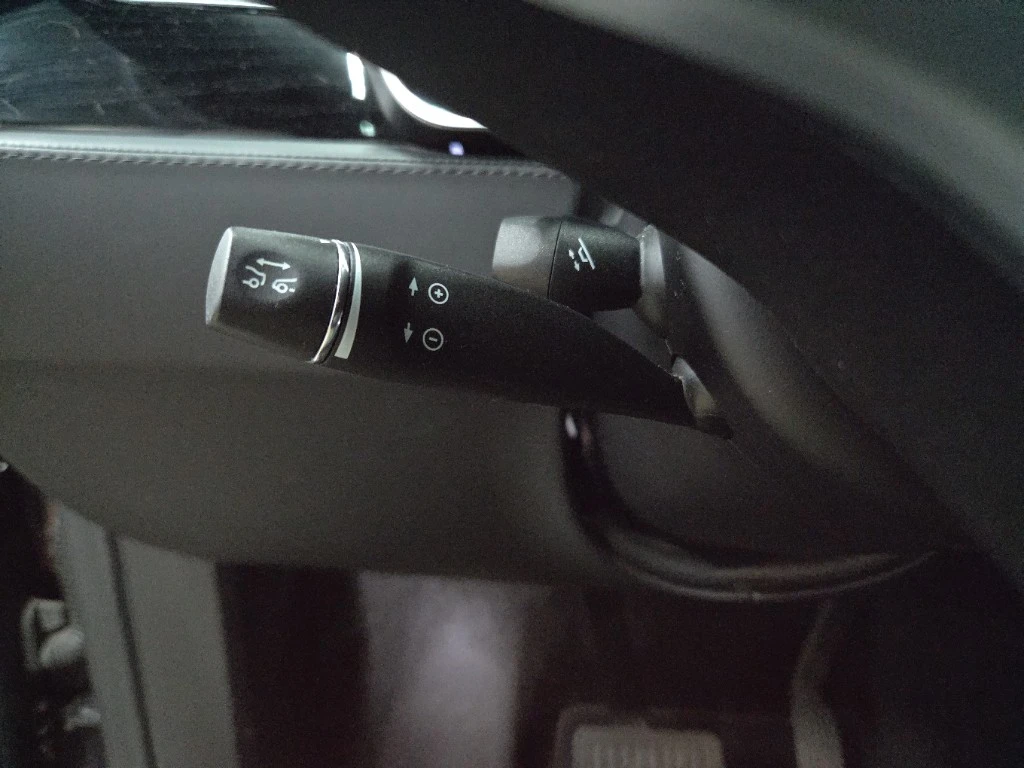 Tesla Model X – foto 21