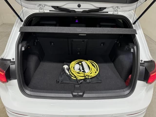 Volkswagen Golf – thumbnail 59