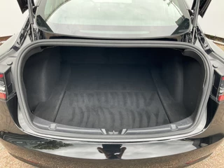 Tesla Model 3 – thumbnail 36