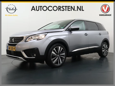 Peugeot 5008 T131pk 7-Pers. Apple Android Premium Mirrorlink 1/2 leer Prox.-Keyless Navi Ecc Memory Apple Carplay Android Auto Cruise Control DAB+ Pdc Allure Lmv 19" Led Privacy Glas DAB+ Bluetooth Verkeersbord detectie Origineel Nederlandse Auto 1e Eigenaar A-label EURO6