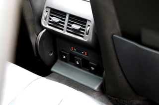 Land Rover Range Rover Velar – thumbnail 48