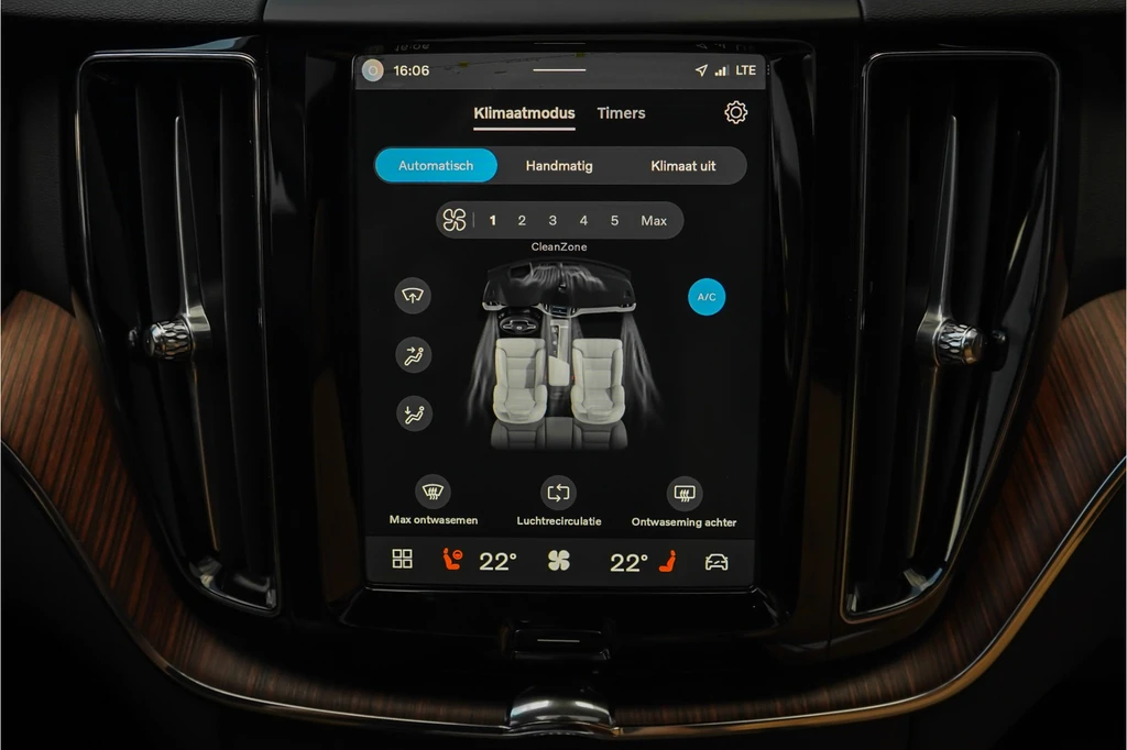 Volvo XC60 – foto 30