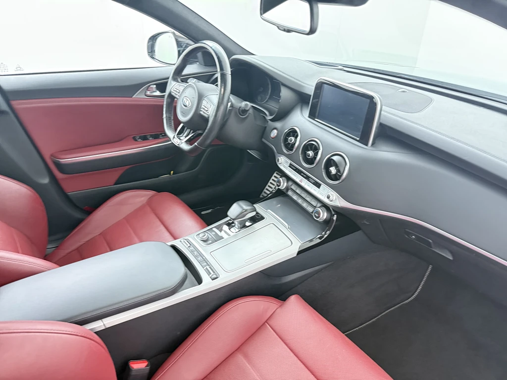 Kia Stinger – foto 40