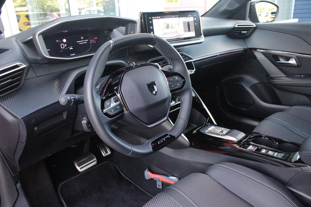 Peugeot 208 – foto 13