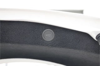 Tesla Model 3 – thumbnail 33