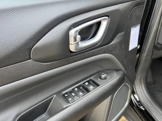 Jeep Compass – thumbnail 10
