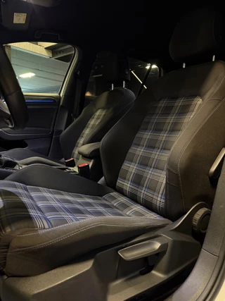 Volkswagen Golf – thumbnail 23