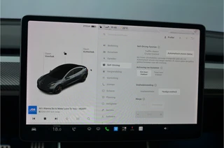 Tesla Model 3 – thumbnail 16