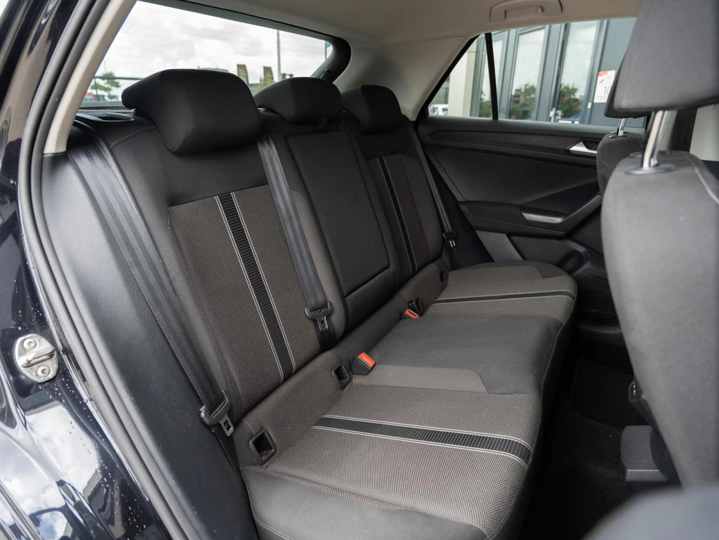 Volkswagen T-Roc – foto 33