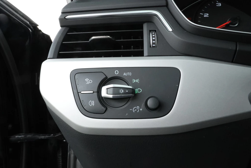 Audi A4 – foto 13