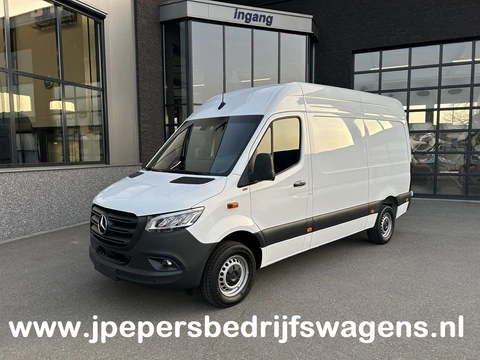 Mercedes-Benz Sprinter 317 CDI L2 H2 Pro LED / MBUX / Navigatie / Camera / Parkeersensoren / Cruise control / Airco / 270 Graden achterdeuren