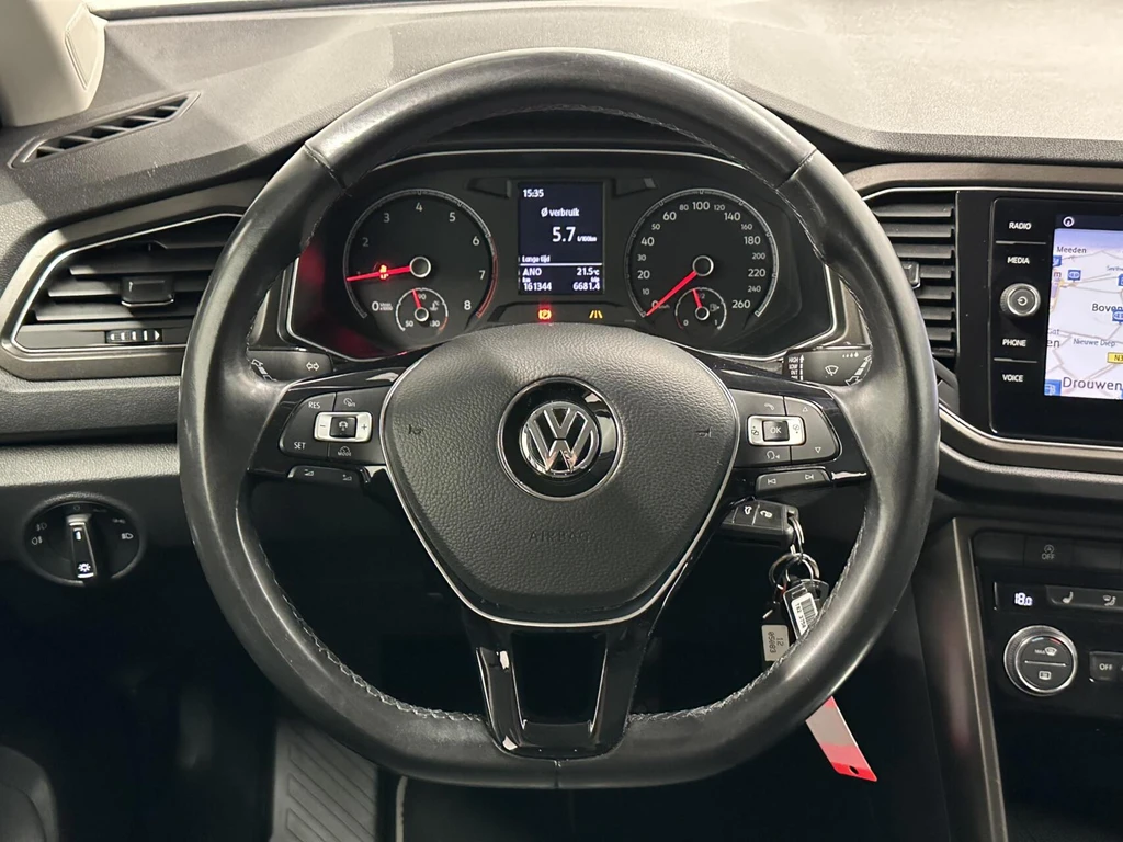 Volkswagen T-Roc – foto 21