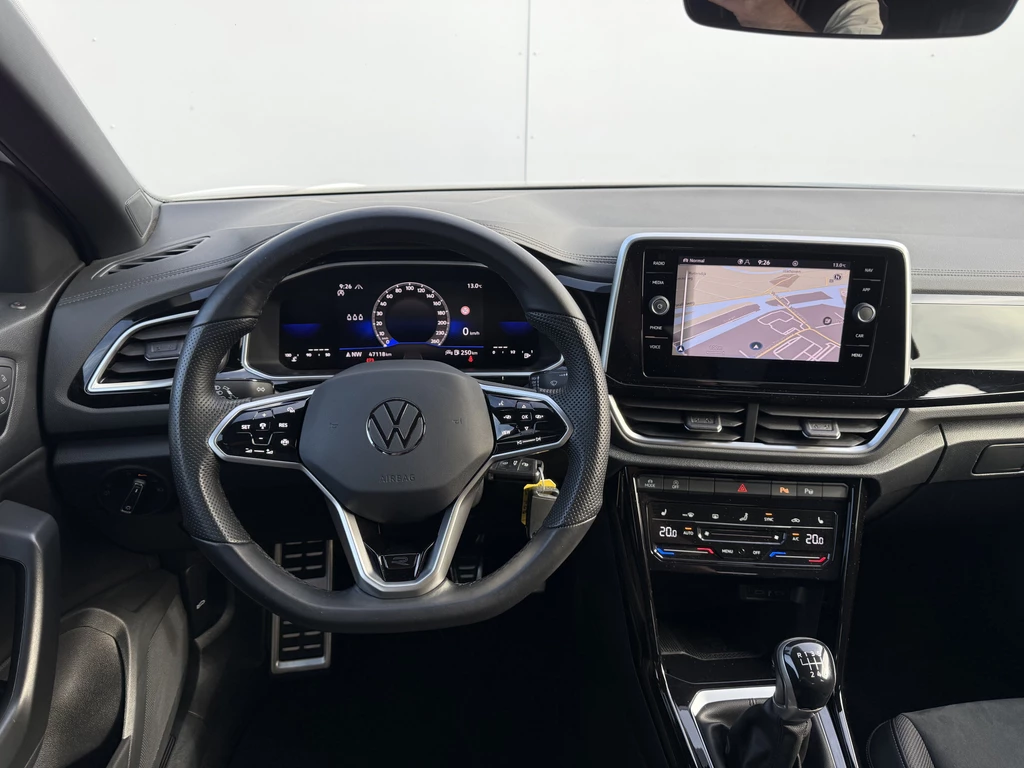 Volkswagen T-Roc – foto 12
