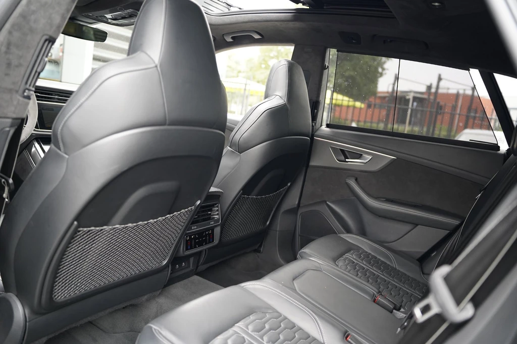 Audi RSQ8 – foto 24
