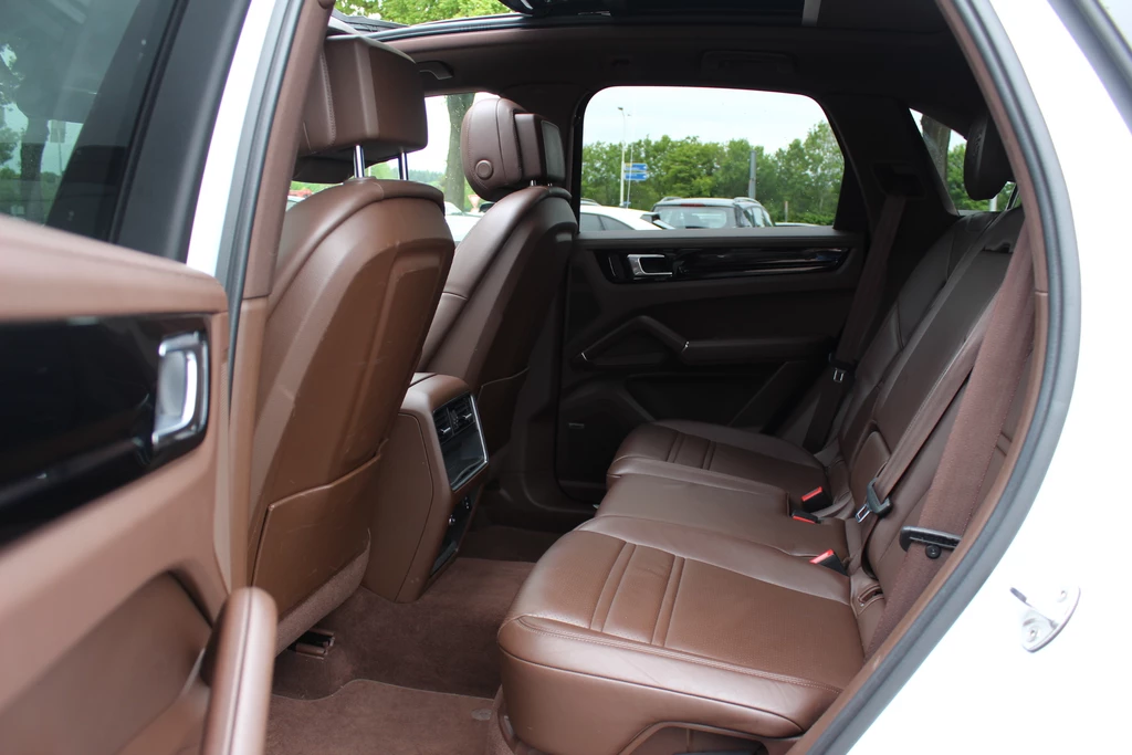 Porsche Cayenne – foto 13