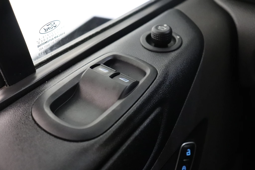 Ford Transit Custom – foto 17