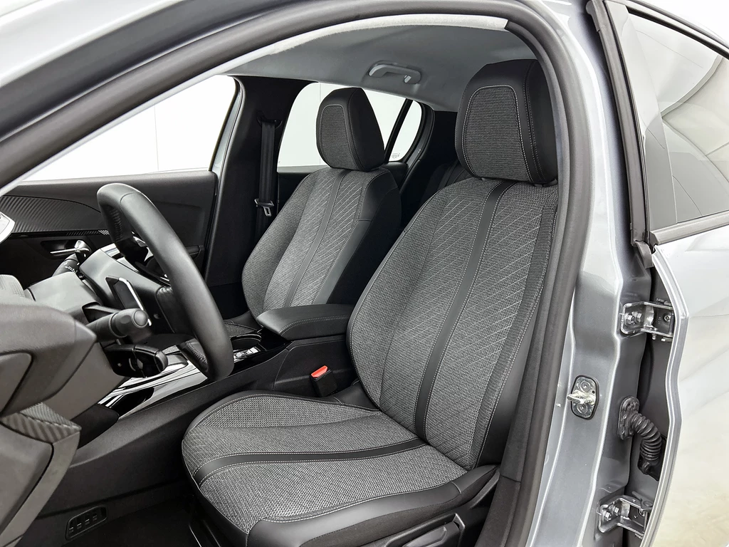 Peugeot 208 – foto 31
