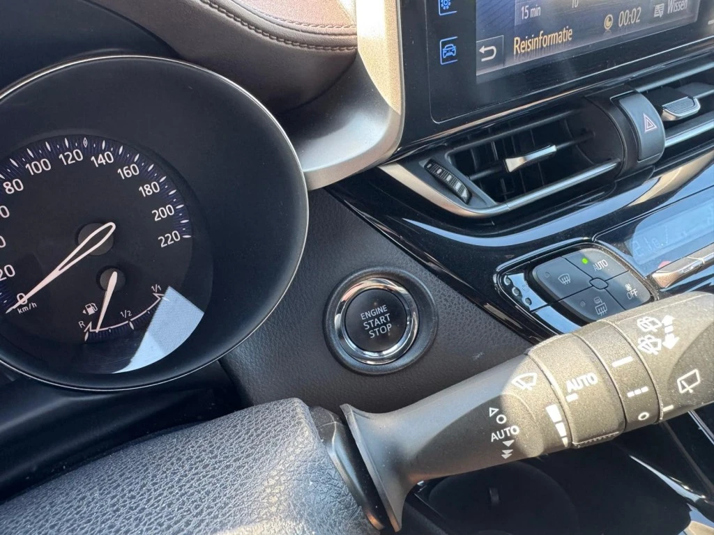 Toyota C-HR – foto 33