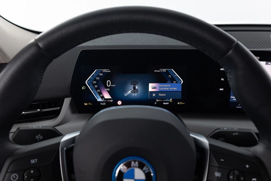 BMW iX2 – foto 33