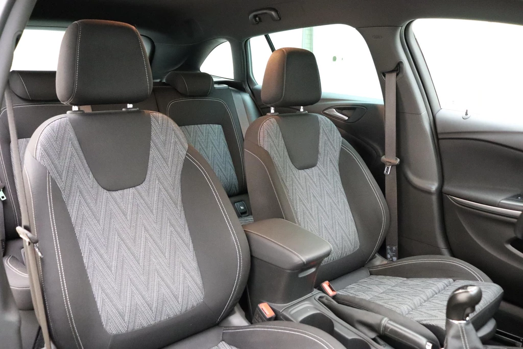 Opel Astra – foto 13