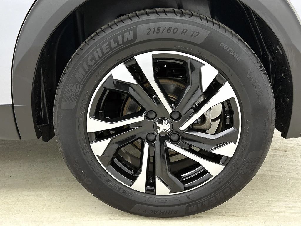 Peugeot e-2008 – foto 34