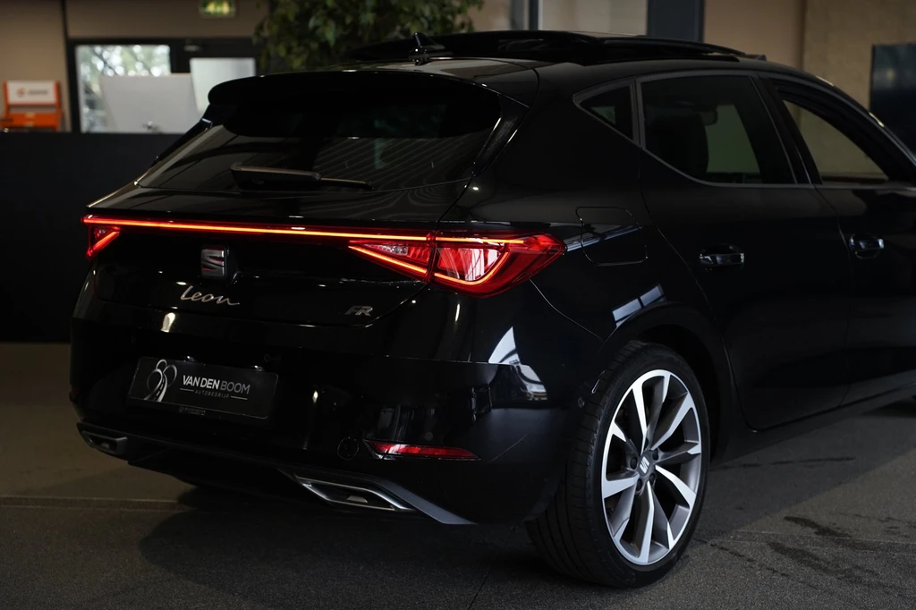 SEAT Leon – foto 6