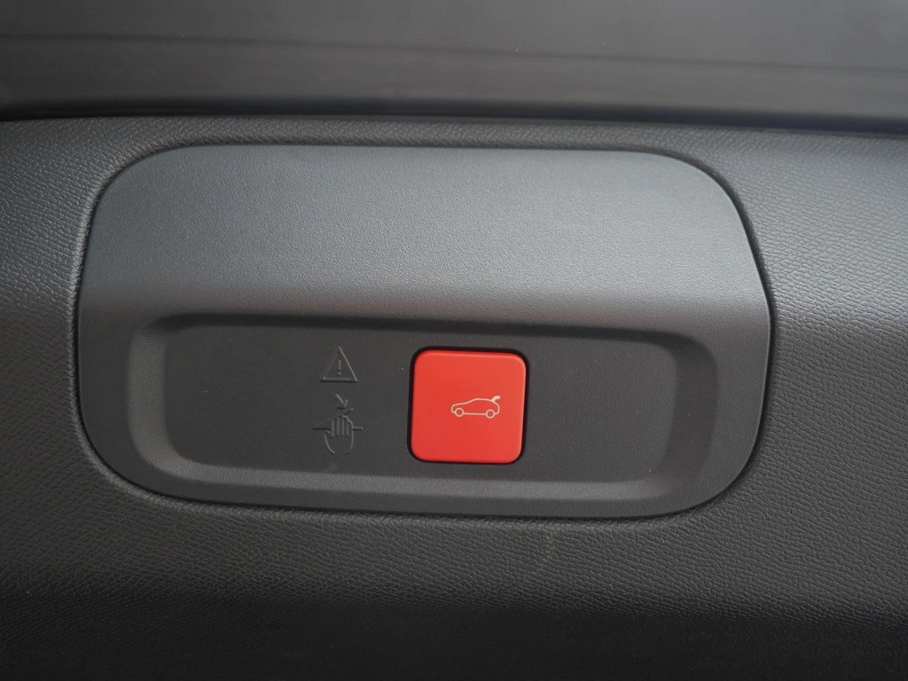 Peugeot 408 – foto 12