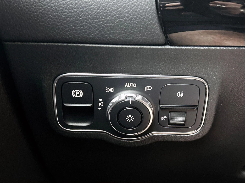 Mercedes-Benz EQA – foto 34