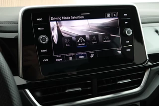 Volkswagen T-Roc – thumbnail 33