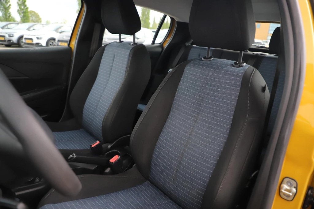 Peugeot 208 – foto 6