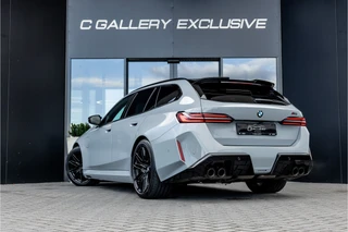 BMW M5 – thumbnail 5