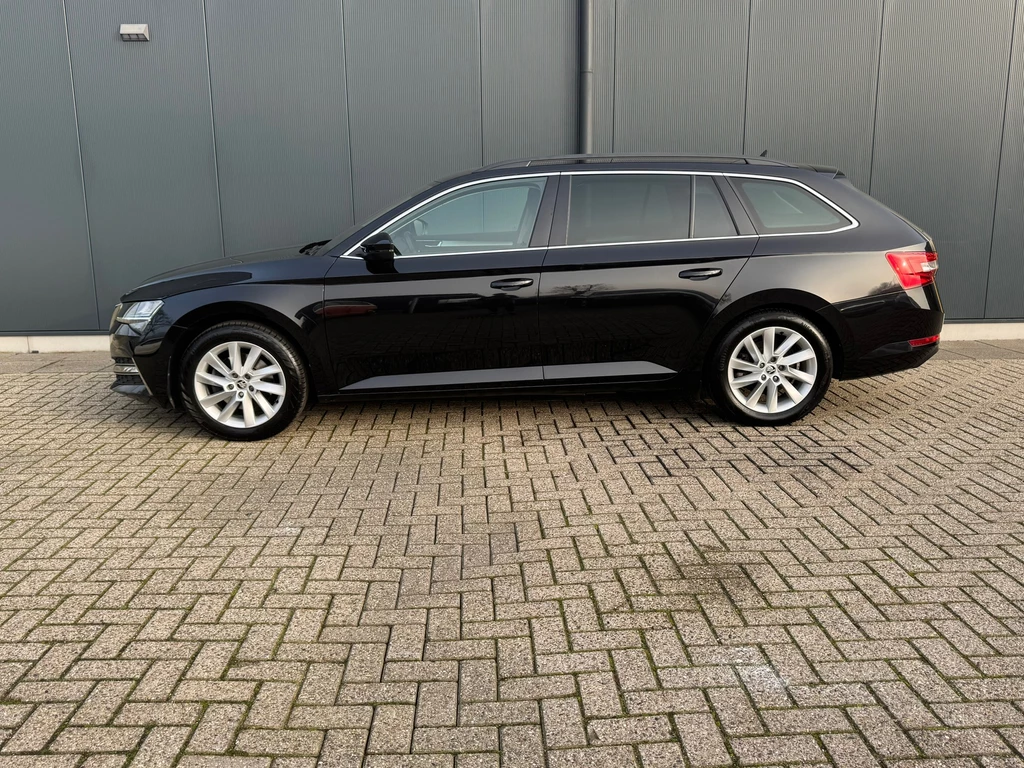 Škoda Superb – foto 2