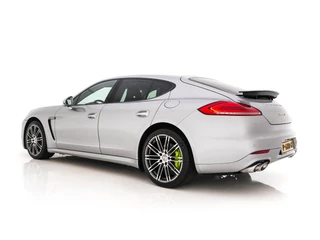 Porsche Panamera – thumbnail 2