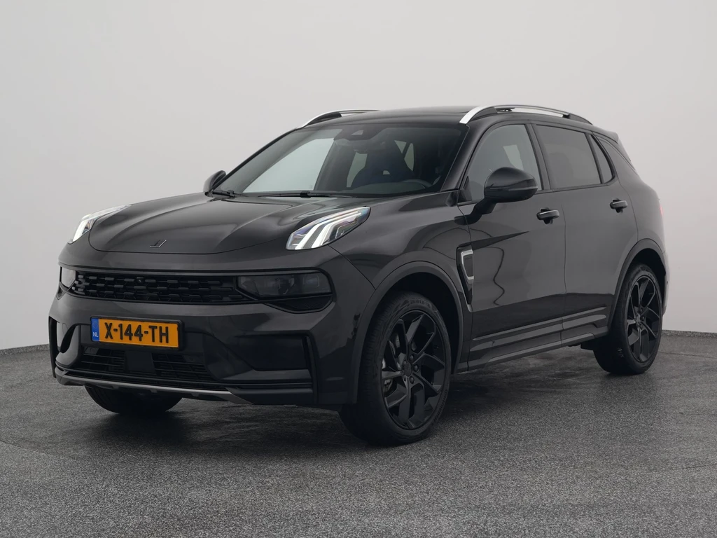 Lynk & Co 01 – foto 1