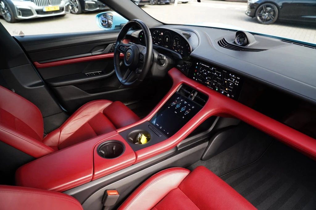 Porsche Taycan – foto 36