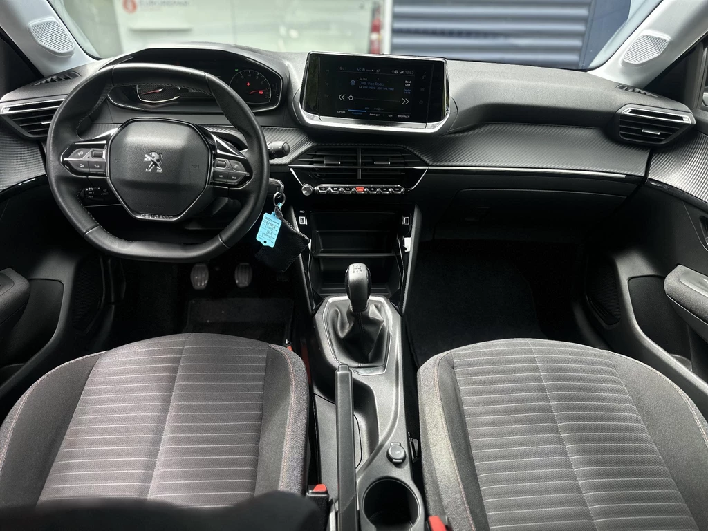 Peugeot 208 – foto 14