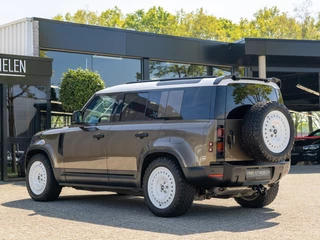 Land Rover Defender – thumbnail 3