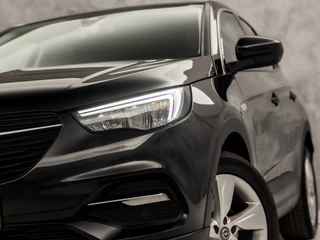 Opel Grandland X – thumbnail 2