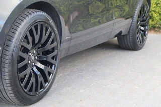 Land Rover Range Rover Velar – thumbnail 118