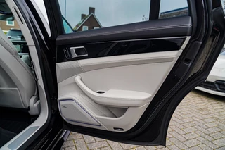 Porsche Panamera – thumbnail 16
