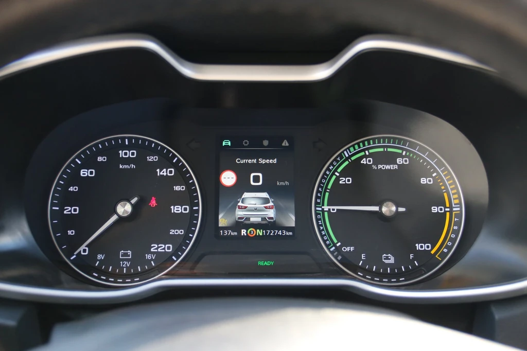 MG ZS EV – foto 18