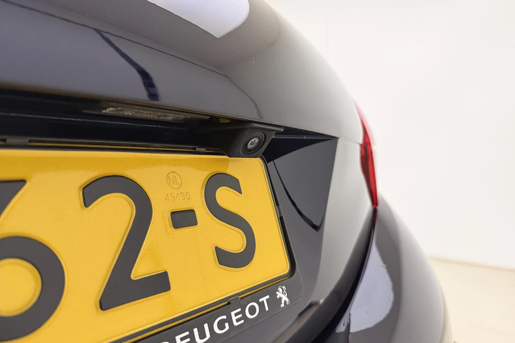 Peugeot 208 – foto 11